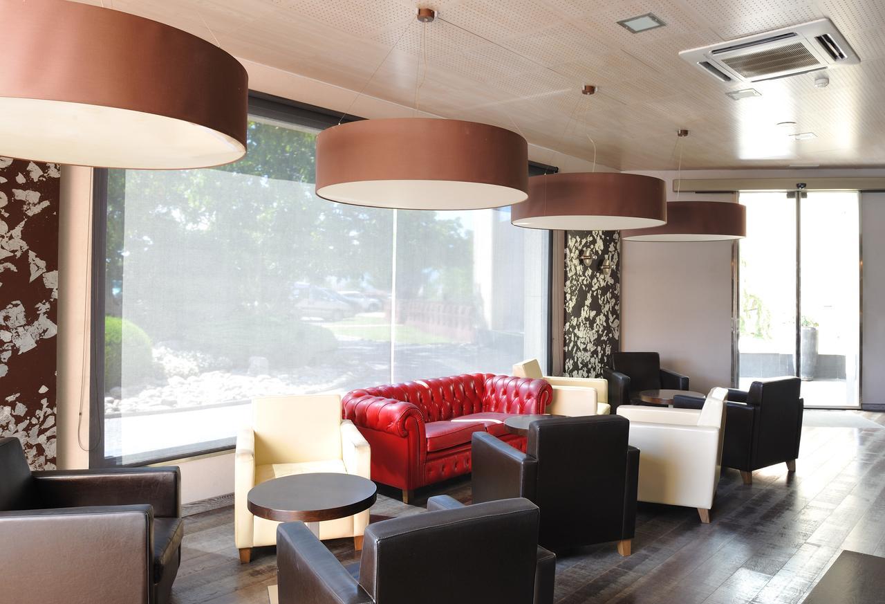 Hotel Els Noguers มันเรซา ภายนอก รูปภาพ